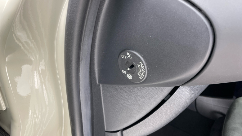 MINI Hatchback 2.0 Cooper S Sport II 3dr Petrol Hatchback